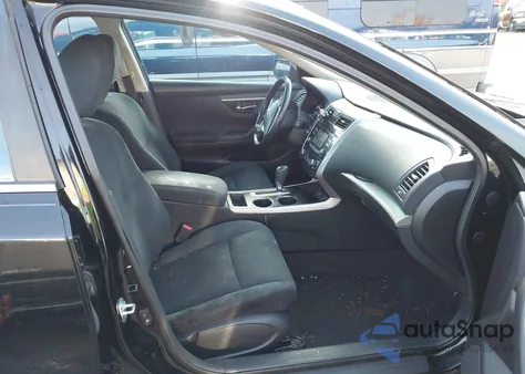 2015 Nissan Altima 2.5 Sv from USA, damaged, VIN 1N4AL3AP1FC209768